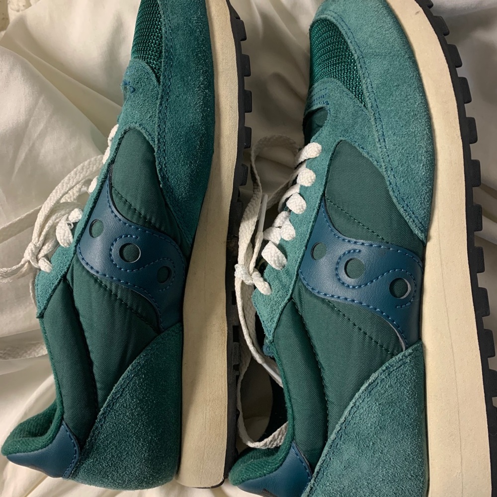 like new turquoise saucony originals.